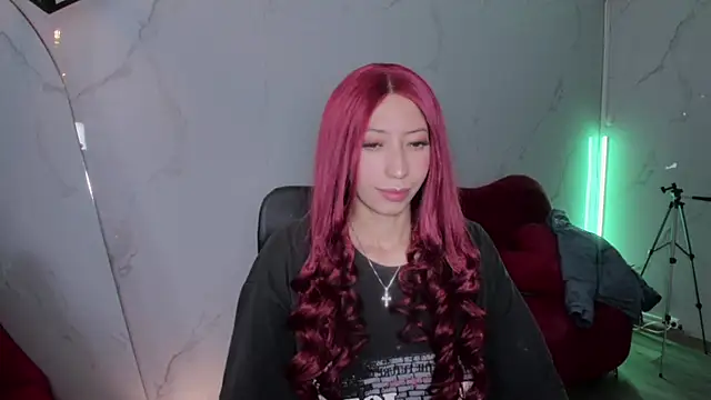 Snapshot of LilithCooperr_ chatting on March 1, 2026, 3:41 am LilithCooperr online show from March 1, 2026, 3:41 am