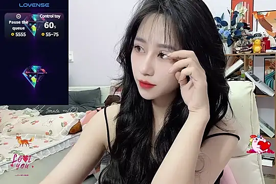  LLisa  online show from January 4, 2025, 6:19 pm