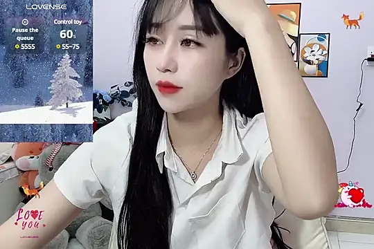  LLisa  online show from February 12, 2025, 10:04 pm