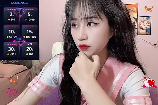  LLisa  online show from March 7, 2025, 6:33 pm