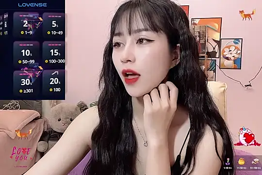  LLisa  online show from March 11, 2025, 6:52 pm