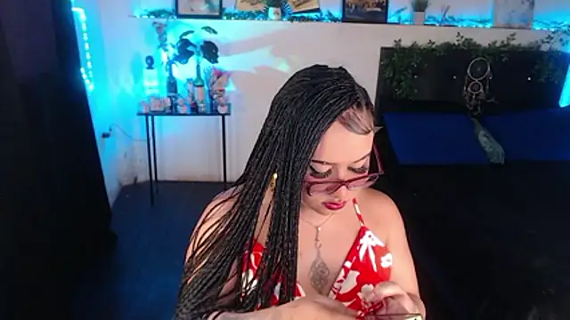 LiaScarlett online show from December 3, 2025, 2:59 pm