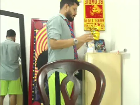 Snapshot of MikeRiverx chatting on February 27, 2025, 3:04 am MikeRiverx online show from February 27, 2025, 3:04 am