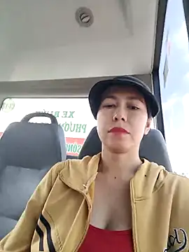 2HotAsain4u online show from February 5, 2026, 1:43 am