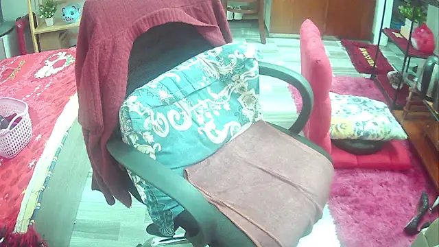 Miu-Le online show from March 16, 2025, 8:21 pm