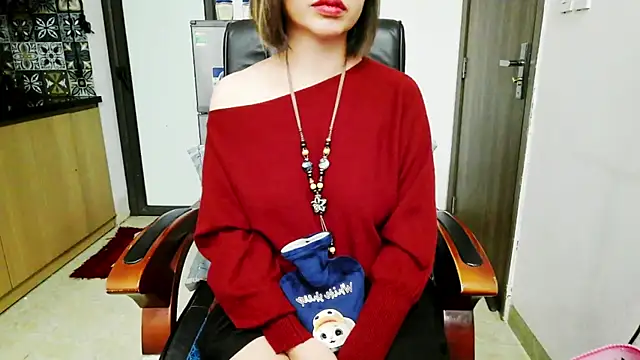 Miu-Le online show from November 19, 2025, 12:32 am