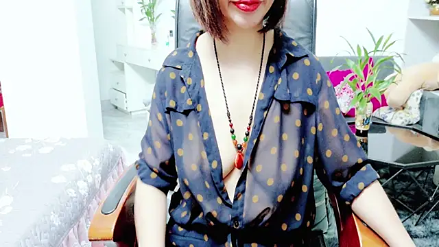 Miu-Le online show from June 25, 2026, 8:24 pm