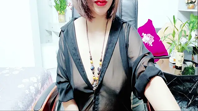 Miu-Le online show from July 4, 2026, 8:20 am