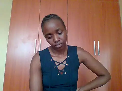 Snapshot of sexy_darleen23 chatting on October 17, 2025, 9:34 am sexy darleen23 online show from October 17, 2025, 9:34 am