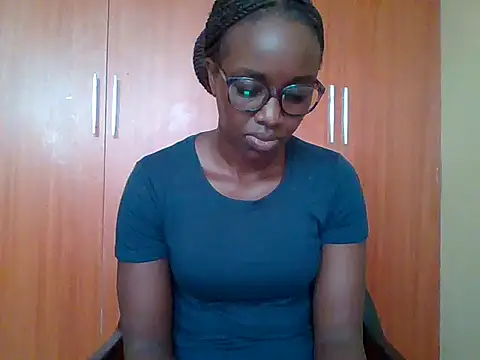 sexy darleen23 online show from April 20, 2026, 8:39 am