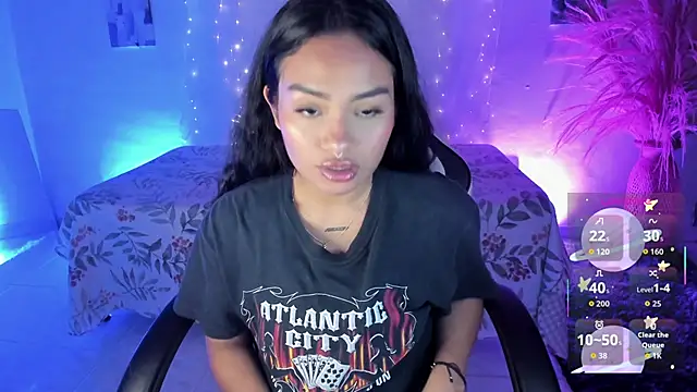 Riana Kean online show from December 5, 2025, 8:27 pm