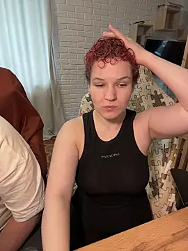 Snapshot of MrMrsRight chatting on June 28, 2026, 10:54 am MrMrsRight online show from June 28, 2026, 10:54 am