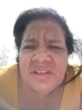 Snapshot of Shanttal0272 chatting on February 14, 2025, 3:15 pm Shanttal0272 online show from February 14, 2025, 3:15 pm
