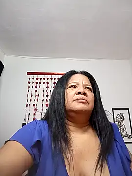 Snapshot of Shanttal0272 chatting on September 21, 2025, 3:24 pm Shanttal0272 online show from September 21, 2025, 3:24 pm