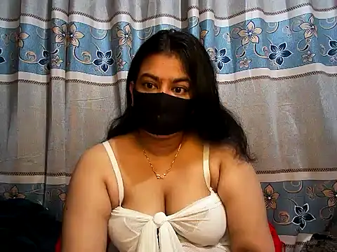 A-sweetgirl online show from February 1, 2025, 7:55 pm