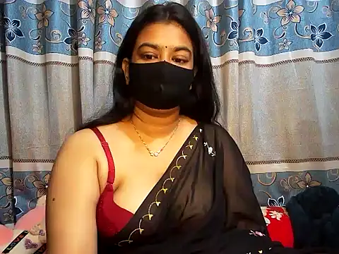 A-sweetgirl online show from February 4, 2025, 9:07 am