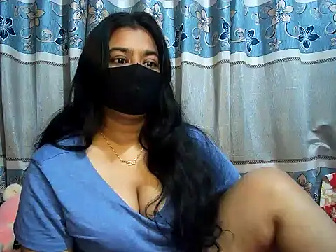 A-sweetgirl online show from February 5, 2025, 12:17 pm