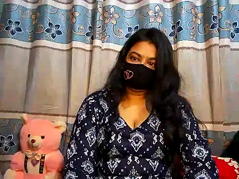 A-sweetgirl online show from February 22, 2025, 6:41 pm