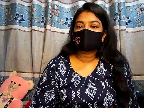 A-sweetgirl online show from February 22, 2025, 9:48 pm