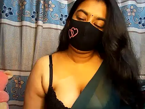 A-sweetgirl online show from February 27, 2025, 7:58 pm