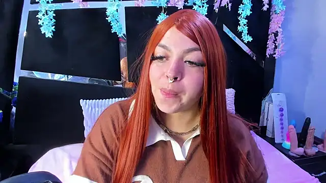 Cocoo Nuth online show from November 13, 2025, 2:54 am