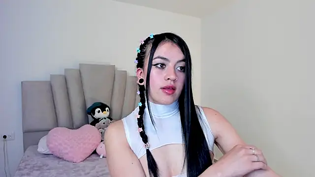 Snapshot of Alli_cooper chatting on February 25, 2025, 8:09 pm Alli cooper online show from February 25, 2025, 8:09 pm