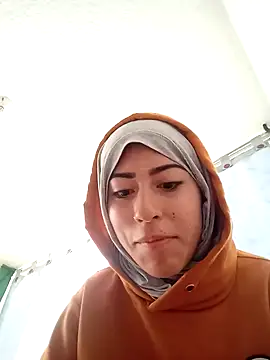 chaymae nah  online show from January 14, 2025, 12:56 pm