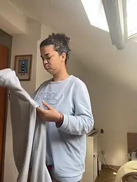 rafamarianoofc online show from February 25, 2025, 10:47 am