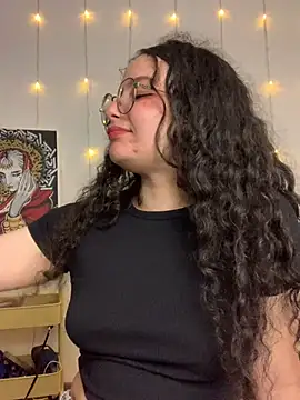 Antoniart  online show from March 5, 2025, 3:51 am