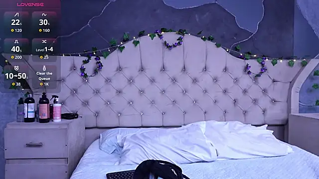 AmberGreyy  online show from March 28, 2026, 12:49 pm