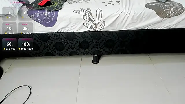 Snapshot of harrytwink18 chatting on December 17, 2025, 2:56 pm harrytwink18 online show from December 17, 2025, 2:56 pm