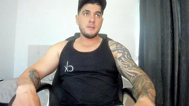Snapshot of Teilor_Creed chatting on October 15, 2025, 7:36 pm Teilor Creed online show from October 15, 2025, 7:36 pm