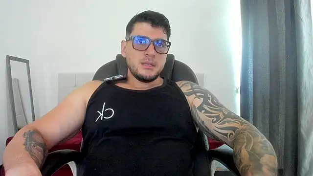 Snapshot of Teilor_Creed chatting on October 27, 2025, 7:29 pm Teilor Creed online show from October 27, 2025, 7:29 pm