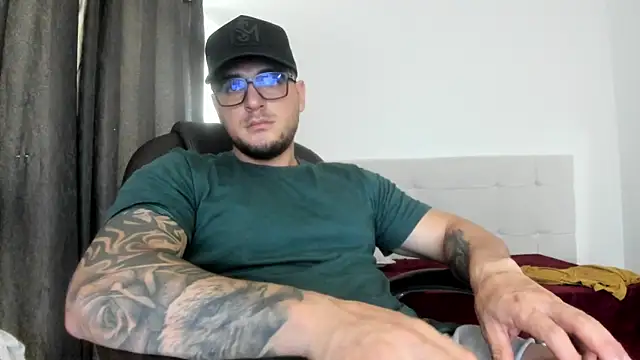 Snapshot of Teilor_Creed chatting on November 5, 2025, 8:20 pm Teilor Creed online show from November 5, 2025, 8:20 pm