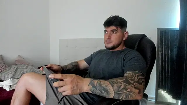 Snapshot of Teilor_Creed chatting on November 8, 2025, 8:18 pm Teilor Creed online show from November 8, 2025, 8:18 pm