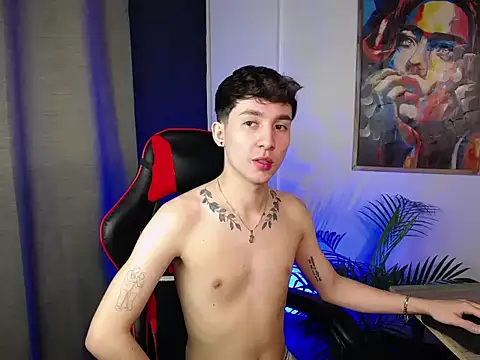 Snapshot of SebasstianGrand chatting on March 1, 2025, 2:48 am SebasstianGrand online show from March 1, 2025, 2:48 am