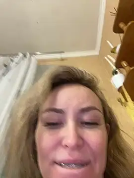 Snapshot of LovenseLush chatting on January 14, 2025, 3:36 pm LovenseLush online show from January 14, 2025, 3:36 pm