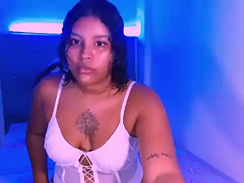 ladypussy69 online show from April 23, 2026, 6:21 pm