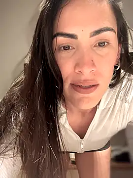 alessandra-a online show from September 14, 2025, 11:37 pm