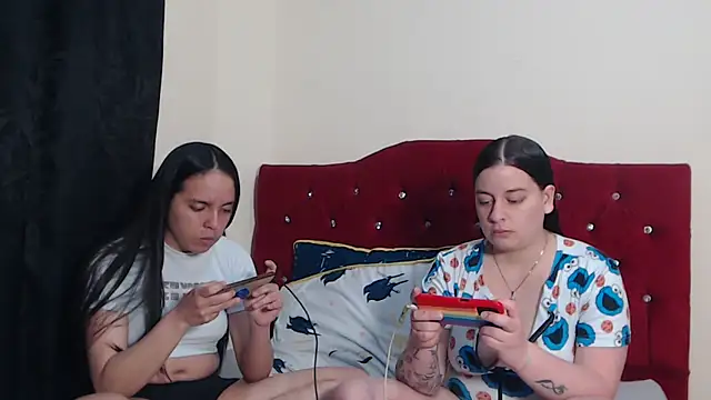 Lola barbara online show from October 10, 2025, 12:04 pm