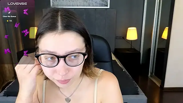 your demi online show from September 16, 2025, 5:41 am