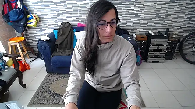Snapshot of VioletaGomezCo chatting on March 27, 2026, 3:34 pm VioletaGomezCo online show from March 27, 2026, 3:34 pm