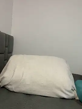 BrittanyDiaz online show from October 7, 2025, 7:00 pm