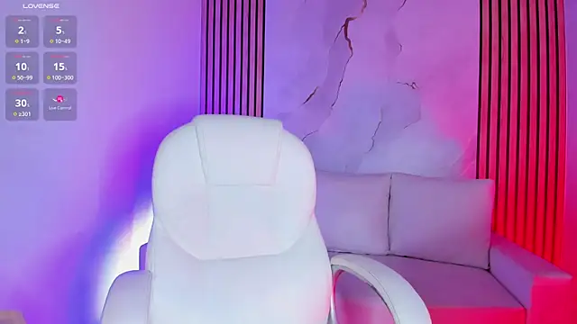 ChloeParkss  online show from December 17, 2025, 2:45 pm