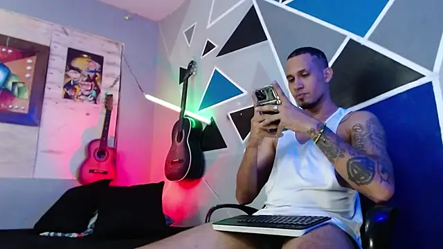 MagnusFrost online show from November 12, 2025, 5:52 am