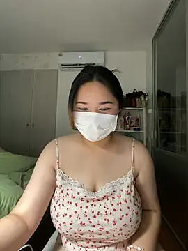 iamMalixxx online show from December 14, 2024, 1:16 pm