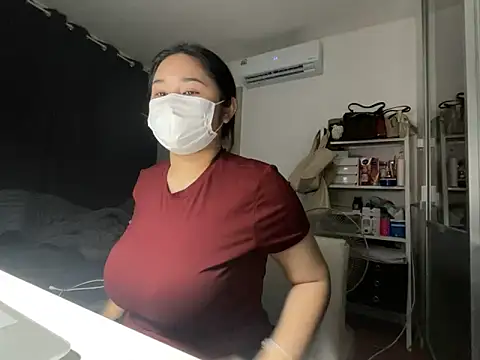 iamMalixxx online show from December 27, 2024, 2:33 pm