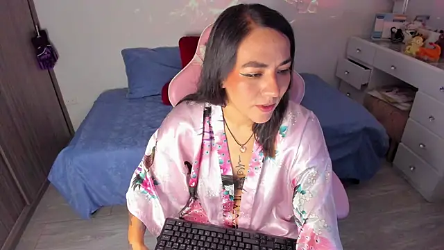 Snapshot of Sofi_Martinezz0 chatting on September 24, 2025, 1:20 am Sofi Martinezz0 online show from September 24, 2025, 1:20 am