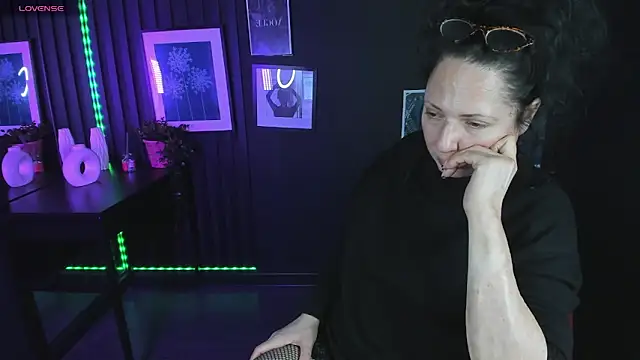 Snapshot of Anita_Muse chatting on March 3, 2025, 4:58 am Anita Muse online show from March 3, 2025, 4:58 am