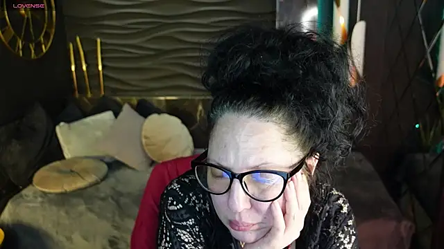 Anita Muse online show from November 9, 2025, 9:13 pm